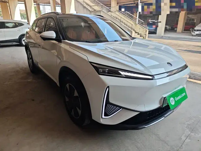 Dongfeng Fengshen L7 — Фото автомобиля 3