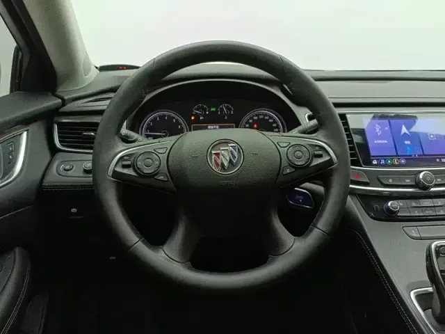 Buick LaCrosse — Фото автомобиля 16