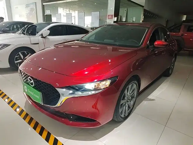 Фотография автомобиля — Mazda Axela