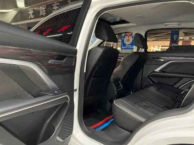 Haval H6 — Фото автомобиля 8