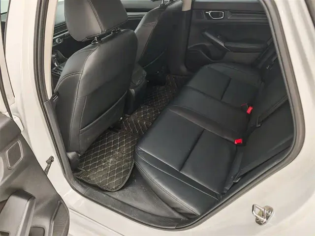 Honda Civic — Фото автомобиля 14