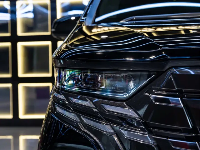Toyota Alphard — Фото автомобиля 8