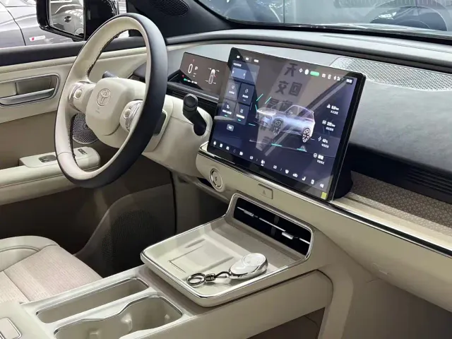 Toyota BoZhi 3X — Фото автомобиля 21