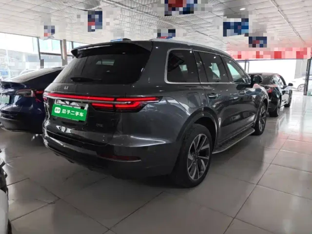 Li Auto ONE — Фото автомобиля 6
