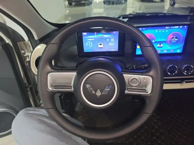 Wuling Bingo — Фото автомобиля 10