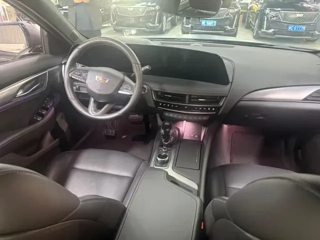 Cadillac CT5 — Фото автомобиля 7