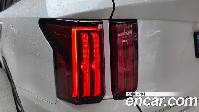 Kia Sorento Sorento 4-е поколение Бензин 2.5T 2WD — Фото автомобиля 18