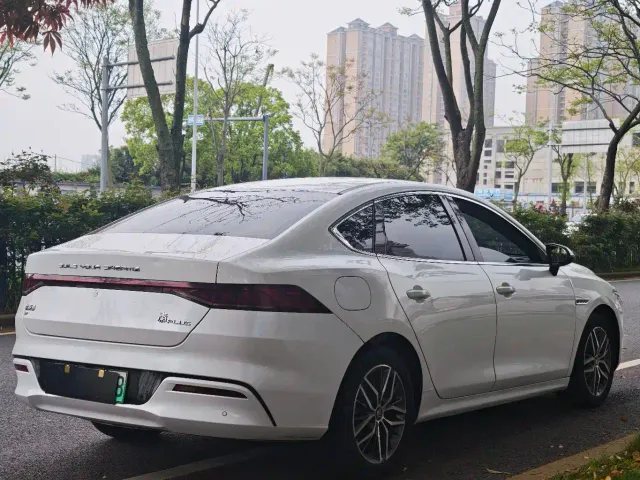 BYD Qin PLUS — Фото автомобиля 4