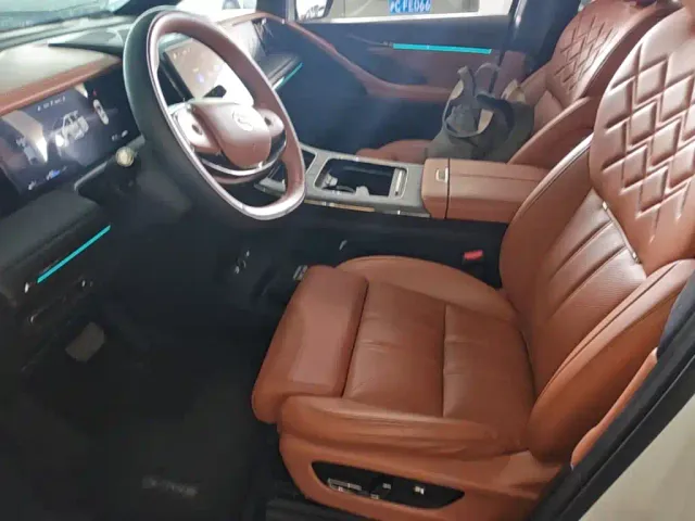 GAC Trumpchi Xiangwang M8 — Фото автомобиля 14
