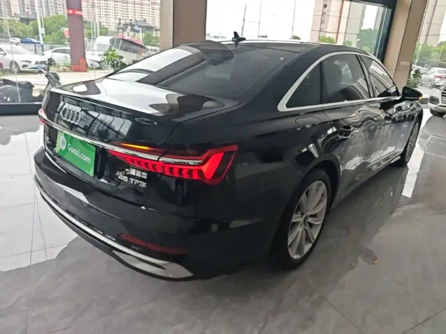 Audi A6L — Фото автомобиля 6
