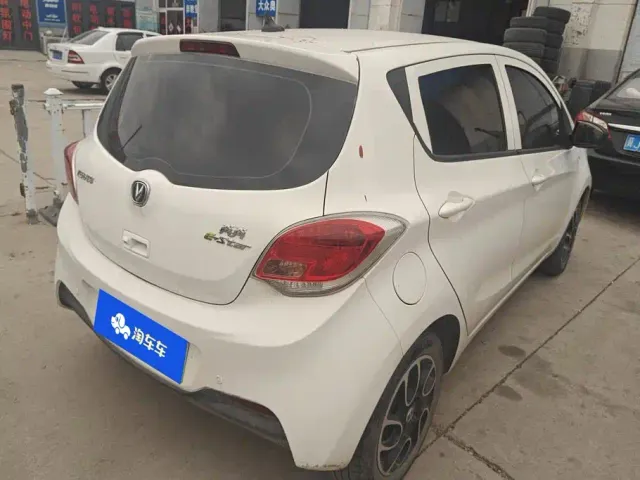 Changan Benben E-Star — Фото автомобиля 3