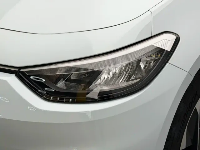 Volkswagen ID.3 — Фото автомобиля 16