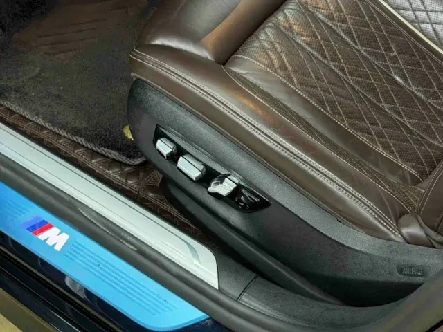 BMW 7 Series — Фото автомобиля 4