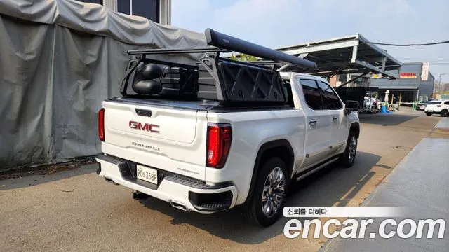 GMC Sierra — Фото автомобиля 2