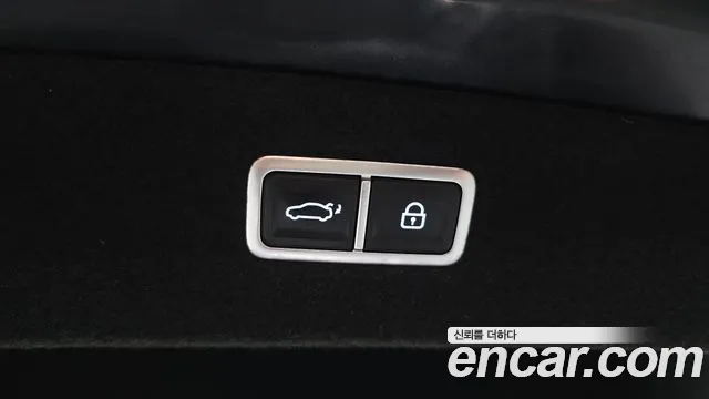 Genesis G90 Бензин 3.5 турбо AWD — Фото автомобиля 18