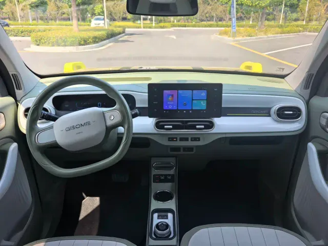 Geely Panda — Фото автомобиля 11