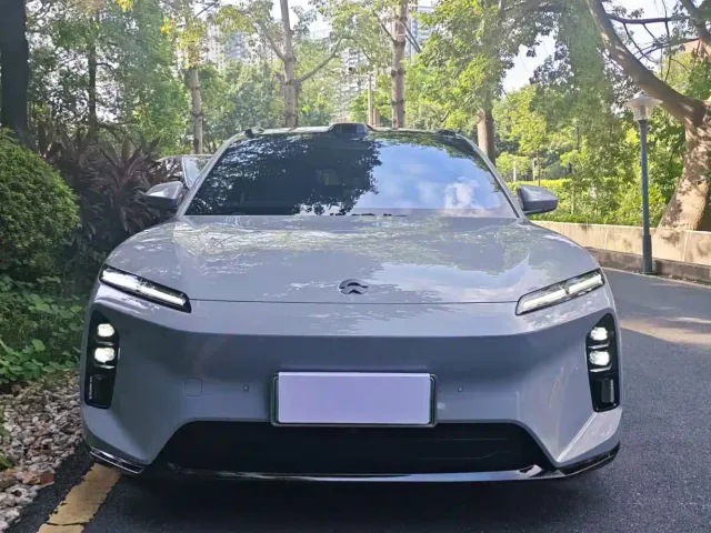 Nio ET5 Touring — Фото автомобиля 2