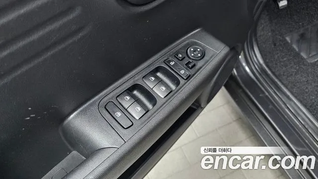 Hyundai Casper Casper Essential Light — Фото автомобиля 14