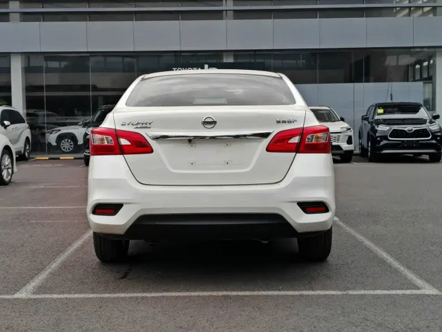Nissan Sylphy — Фото автомобиля 16