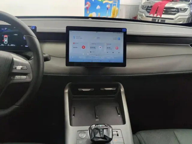 BYD Qin PLUS — Фото автомобиля 13