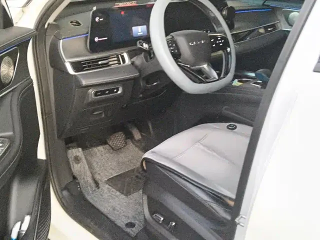 Chery Tiggo 8 PRO EV — Фото автомобиля 9