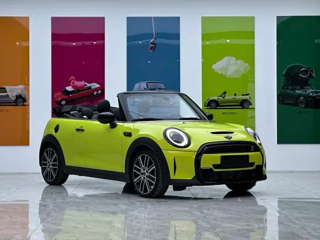 Фотография автомобиля — MINI Hatch