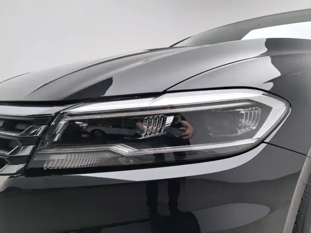 Volkswagen Lavida — Фото автомобиля 7
