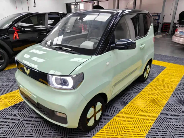 Wuling Hongguang Mini EV — Фото автомобиля 3