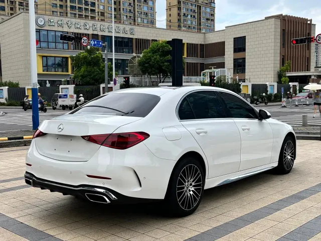 Mercedes-Benz C-Class — Фото автомобиля 15