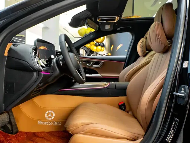 Mercedes-Benz E-Class — Фото автомобиля 25
