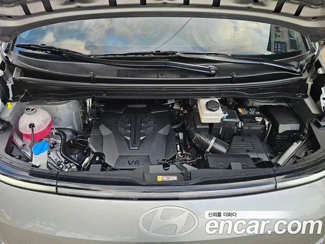 Hyundai Staria — Фото автомобиля 2