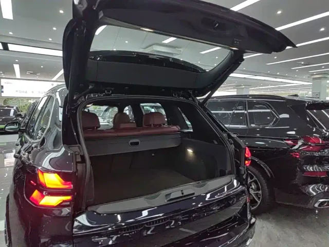 BMW X5 — Фото автомобиля 18