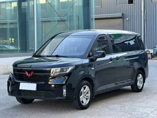 Фотография автомобиля — Wuling Zhengcheng