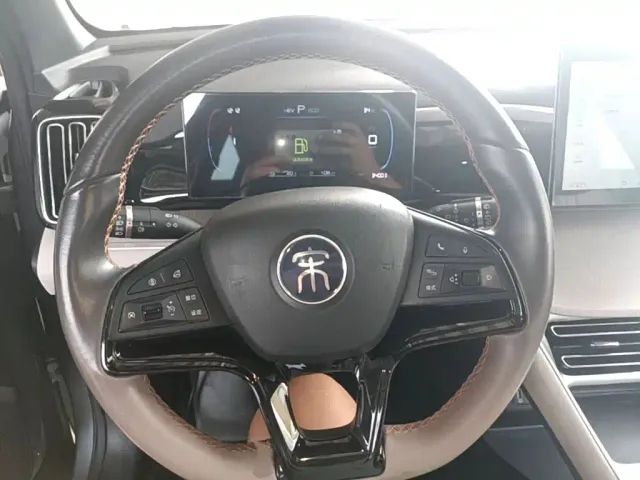 BYD Song Pro — Фото автомобиля 10
