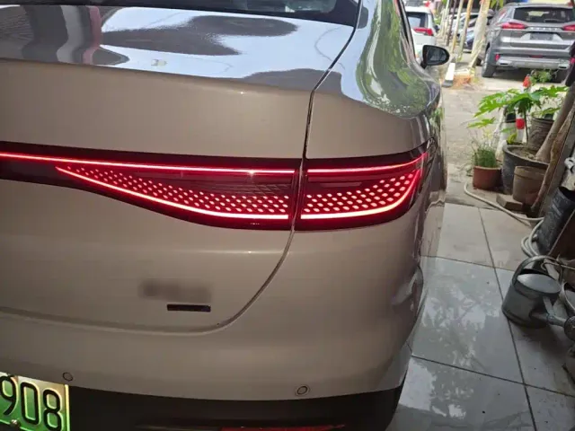 BYD Seal 05 DM-i — Фото автомобиля 7