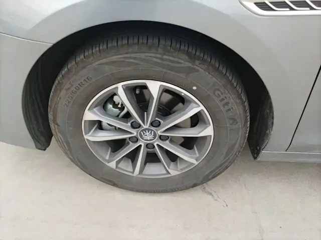 BYD Qin PLUS — Фото автомобиля 22
