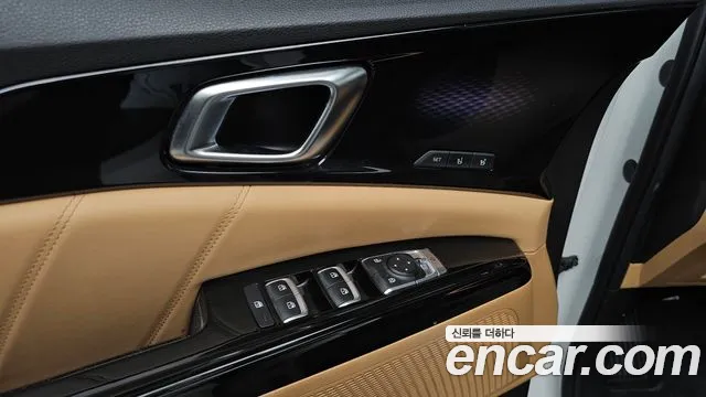 Kia Canival Carnival 4 поколение Дизель 9 мест Signature — Фото автомобиля 24