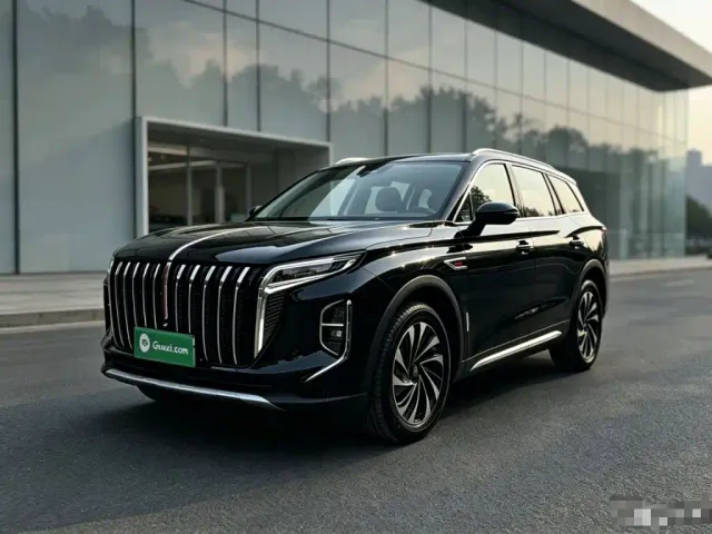 Фотография автомобиля — Hongqi HS7 PHEV