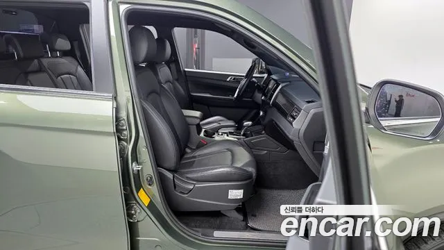 KG_Mobility_Ssangyong Rexton Новый Rexton Sport Khan Дизель 2.2 4WD — Фото автомобиля 11