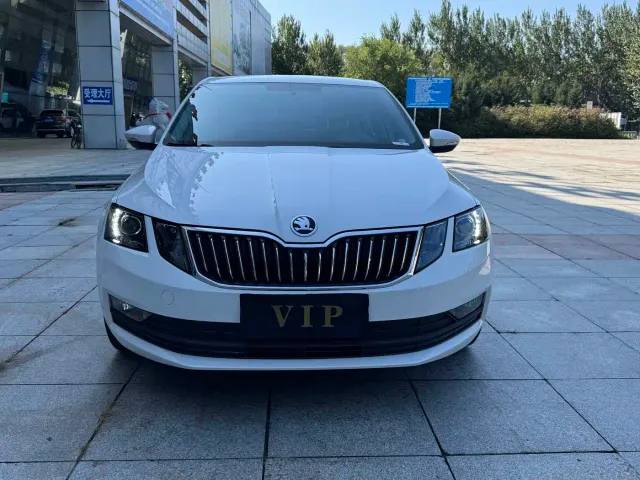 Skoda Octavia — Фото автомобиля 3