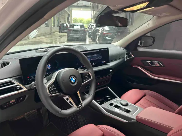 BMW 3 Series — Фото автомобиля 10