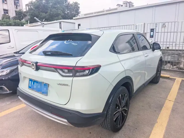 Honda Vezel — Фото автомобиля 12
