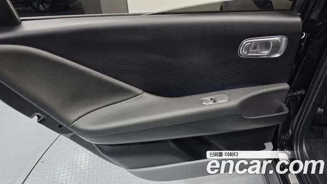 Hyundai Ioniq 6 — Фото автомобиля 25