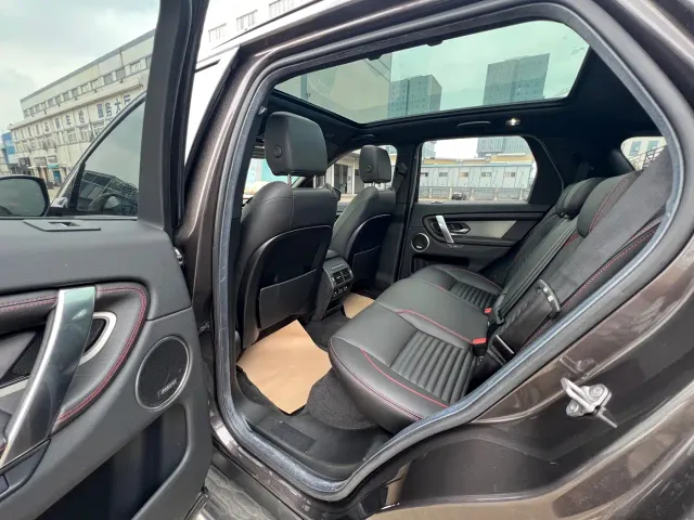 Land Rover Discovery Sport — Фото автомобиля 14