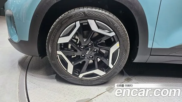 Kia Seltos Бензин 1.6 турбо 2WD — Фото автомобиля 5