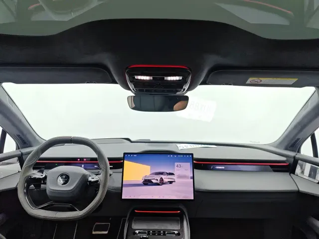 Lotus Emeya — Фото автомобиля 3