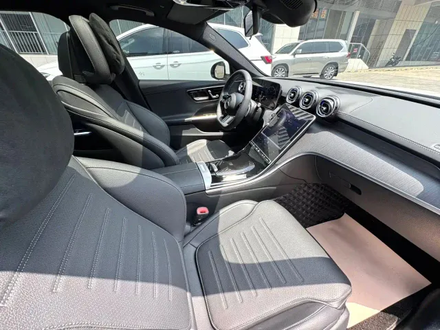 Mercedes-Benz C-Class — Фото автомобиля 8