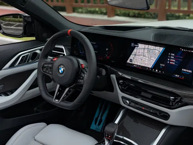 BMW M4 — Фото автомобиля 10