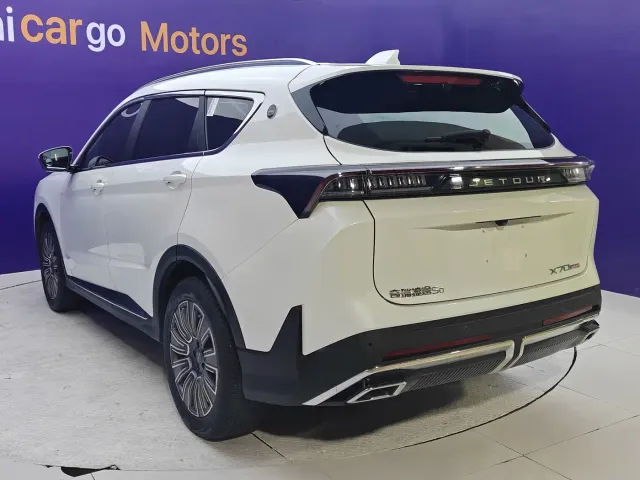 Jetour X70 Plus — Фото автомобиля 4
