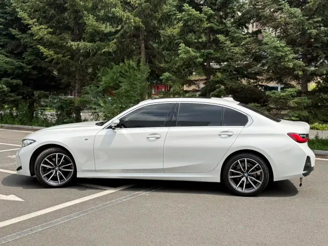 BMW 3 Series — Фото автомобиля 7